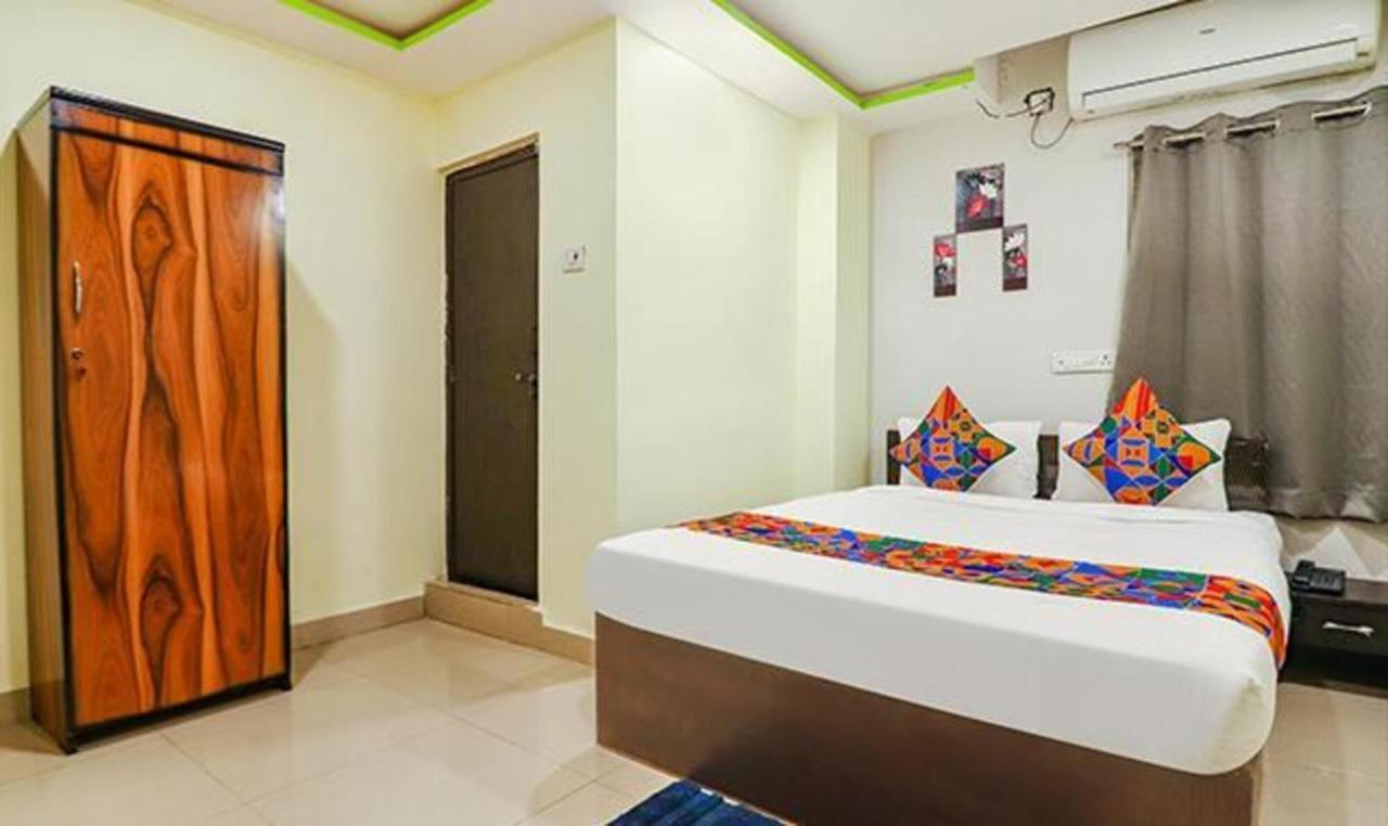 Fabexpress Broholic - Nr Jntu - Jawaharlal Nehru Technological University Hotel